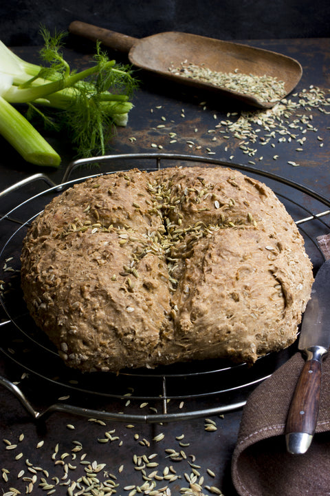 Ofenfrisches Fenchelsamenbrot